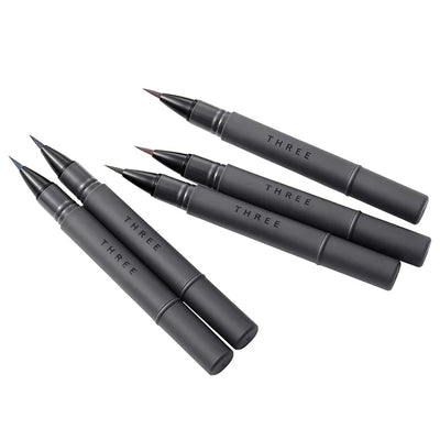 Captivating Performance Fluid Eyeliner